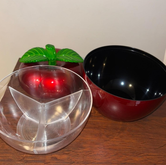 Apple-Shaped Candy Box - Picture 6 of 6